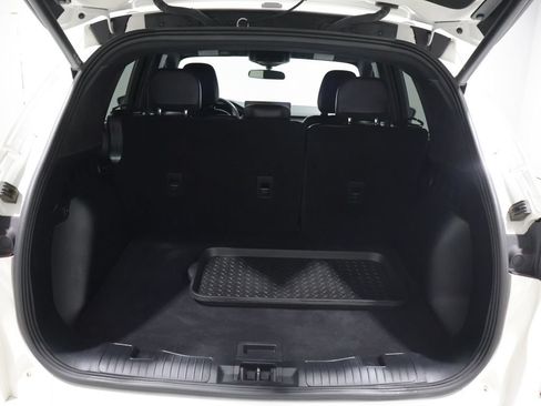 Used 2024 Ford Escape ST-Line w/ Tech Pack #1 AWD/4WD image 4