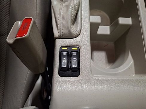 Used 2016 Subaru Impreza 2.0i Premium image 25