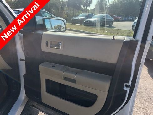 Used 2019 Ford Flex Limited image 23