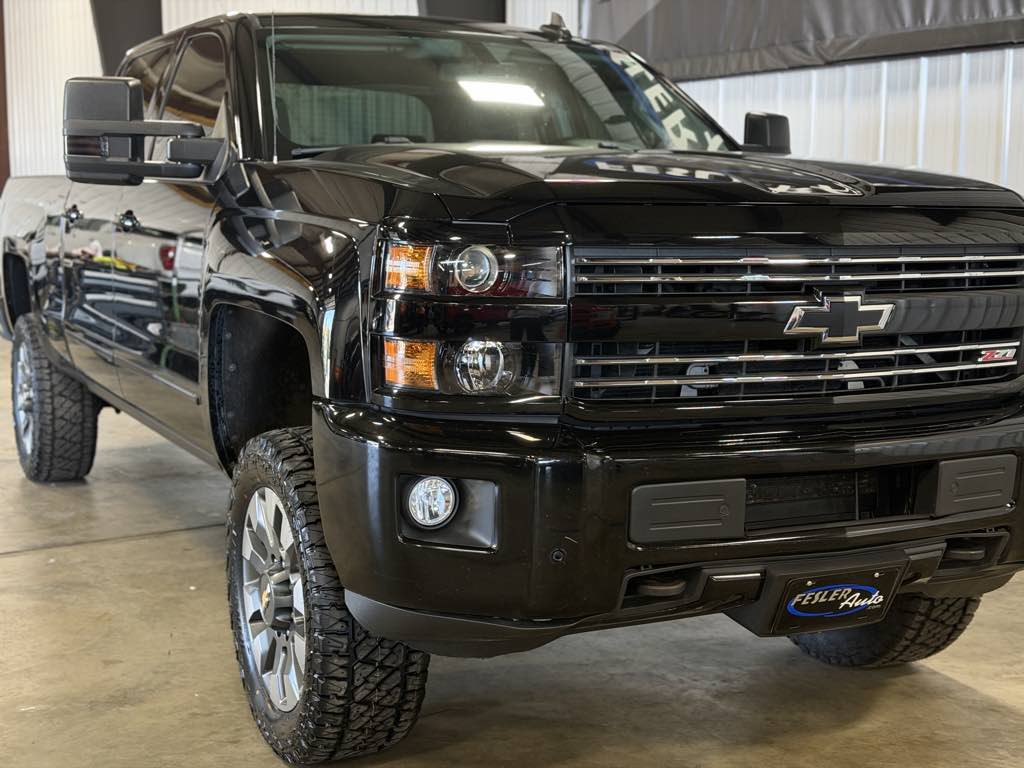 Used 2016 Chevrolet Silverado 2500 LT w/ Midnight Edition AWD/4WD image 15