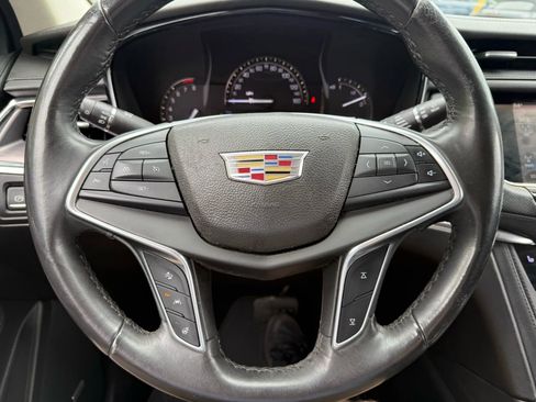 Used 2017 Cadillac XT5 Luxury w/ Driver Awareness Package image 23