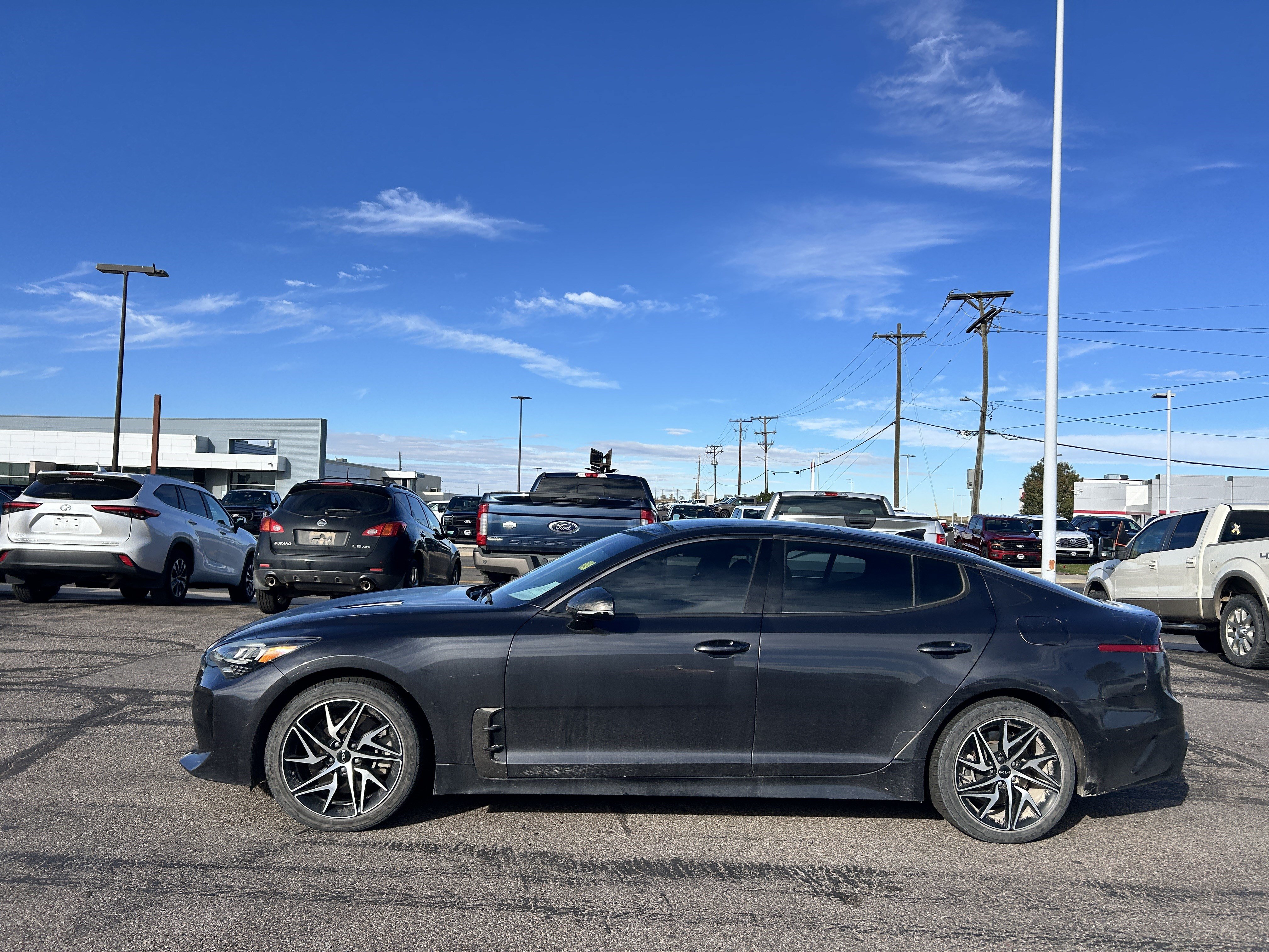 Used 2022 Kia Stinger GT-Line w/ Sun & Sound Package AWD/4WD image 2
