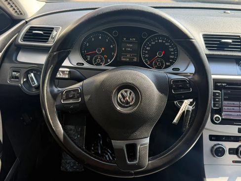 Used 2013 Volkswagen CC Sport FWD image 19