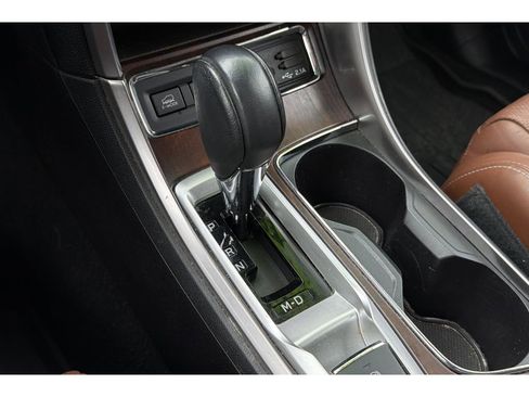 Used 2019 Subaru Ascent Touring w/ Popular Package #2 image 26