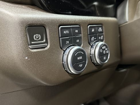 Certified 2023 GMC Sierra 1500 SLT w/ SLT Premium Plus Package AWD/4WD image 15