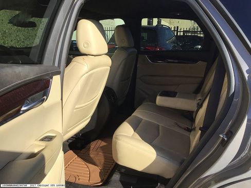 Used 2017 Cadillac XT5 Luxury w/ Driver Awareness Package image 13