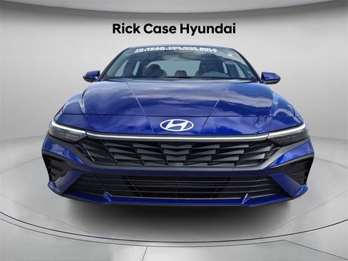 Certified 2024 Hyundai Elantra SEL image 5