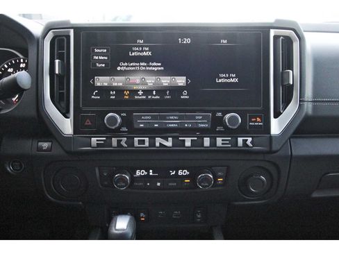 Used 2025 Nissan Frontier SV w/ SV Convenience Package RWD image 22