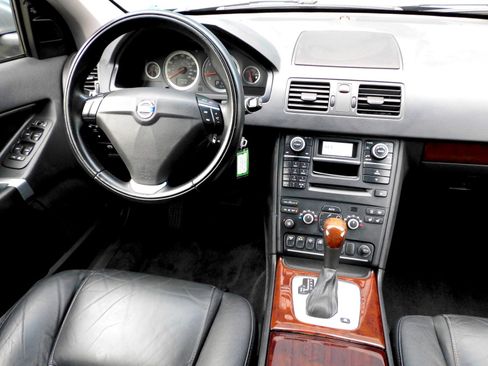 Used 2014 Volvo XC90 3.2 AWD/4WD image 10