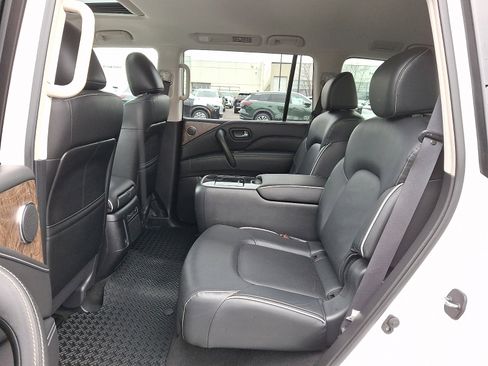 Used 2022 INFINITI QX80 Premium Select w/ Cargo Package image 11