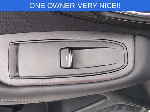 Used 2025 Subaru Outback Premium AWD/4WD image 31