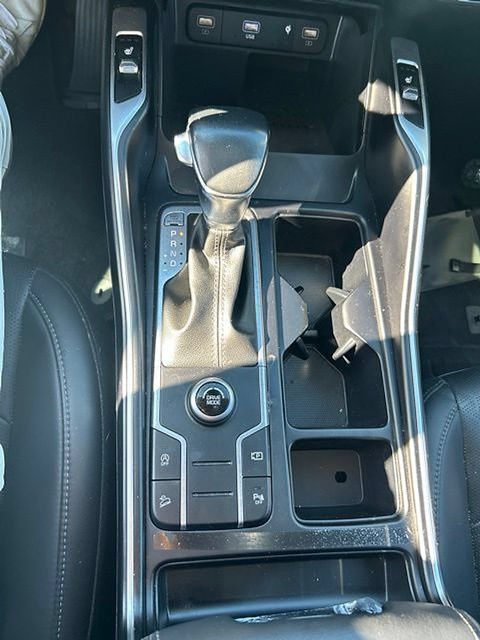 Certified 2023 Kia Sorento S w/ Panoramic Sunroof Package FWD image 13