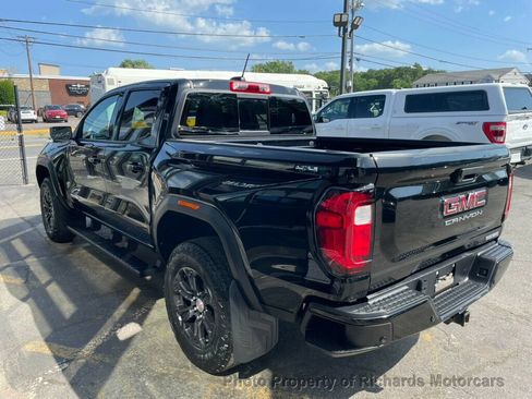 Used 2024 GMC Canyon Elevation w/ Convenience Package AWD/4WD image 6