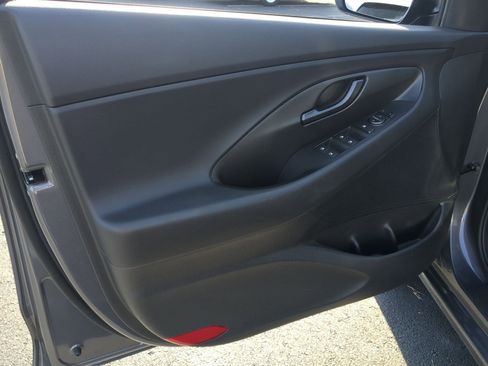 Used 2019 Hyundai Elantra GT N Line image 14