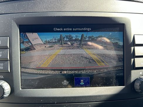 Used 2023 Mercedes-Benz Metris Passenger image 24