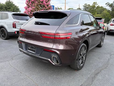 Used 2022 Genesis GV70 2.5T w/ Advanced Package AWD/4WD image 7