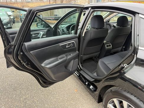 Used 2016 Nissan Altima 2.5 SV w/ Convenience Package image 22