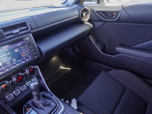 Certified 2023 Toyota GR86 image 27