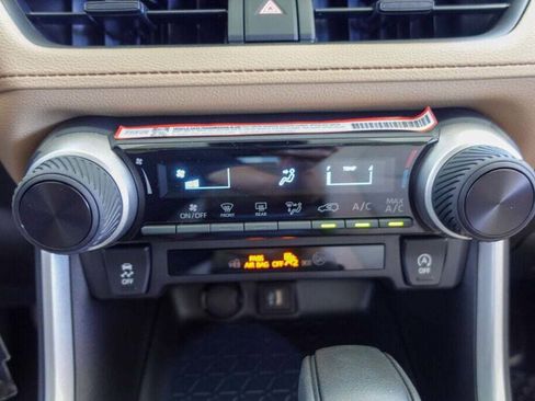 New 2025 Toyota RAV4 LE image 18