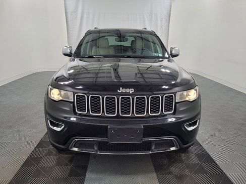 Used 2019 Jeep Grand Cherokee Limited image 14