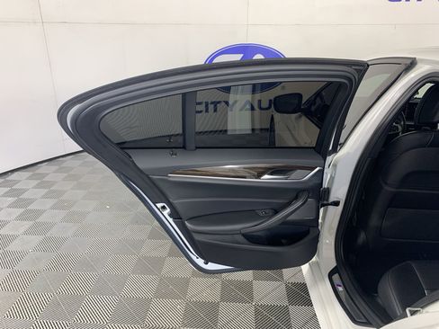 Used 2019 BMW 530i w/ M Sport Package RWD image 30