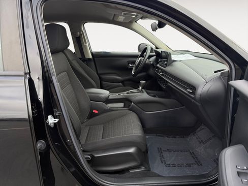 Certified 2024 Honda HR-V LX image 19