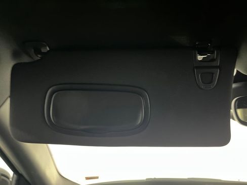 Used 2025 Jeep Compass Limited image 79