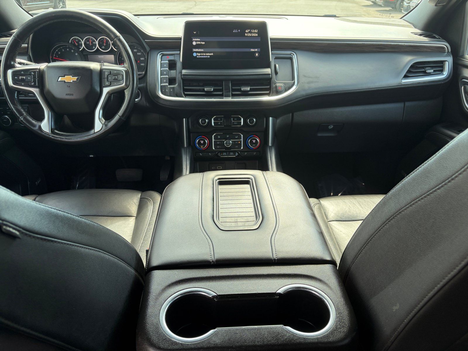 Used 2021 Chevrolet Suburban LT w/ Luxury Package AWD/4WD image 17