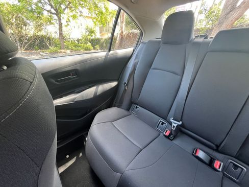 Used 2025 Toyota Corolla LE FWD image 37