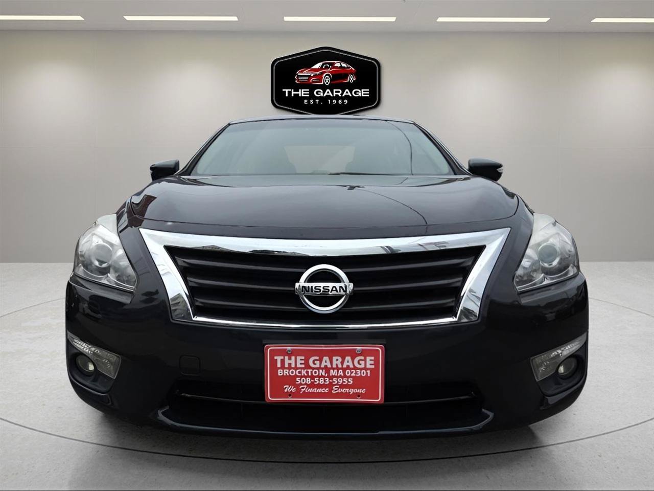 Used 2014 Nissan Altima 2.5 SL w/ Moonroof Package FWD image 2
