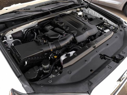 Used 2019 Toyota 4Runner Limited image 53