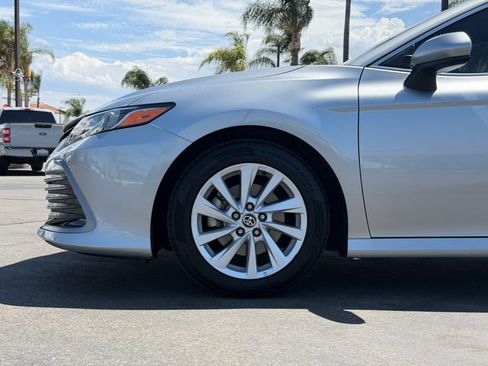 Used 2022 Toyota Camry LE w/ Carpet Mat Package (TMS) FWD image 20