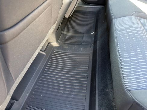 New 2026 Chevrolet Equinox LT w/ LPO, Floor Liner Package image 22