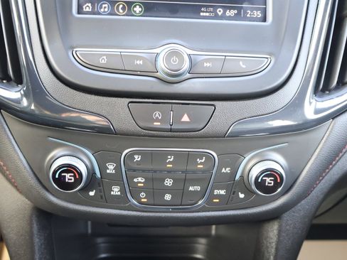 Used 2023 Chevrolet Equinox RS image 27