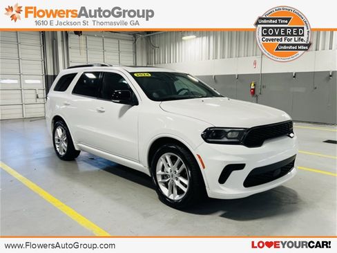 Used 2024 Dodge Durango GT image 1