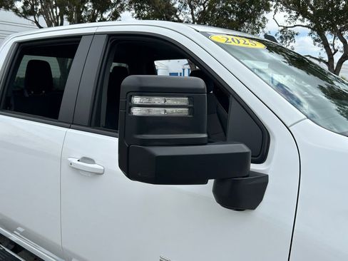 Used 2025 Chevrolet Silverado 2500 LT w/ Convenience Package image 44