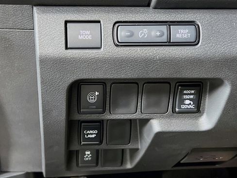 New 2026 Nissan Frontier SV w/ SV Convenience Package image 9