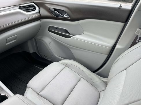 Used 2018 GMC Acadia SLT FWD image 9