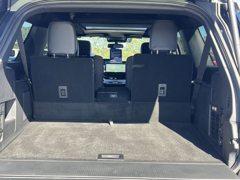 Used 2025 Ford Expedition Max Platinum w/ Stealth Performance Package image 25
