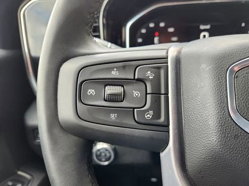 Used 2024 GMC Sierra 1500 Elevation image 29