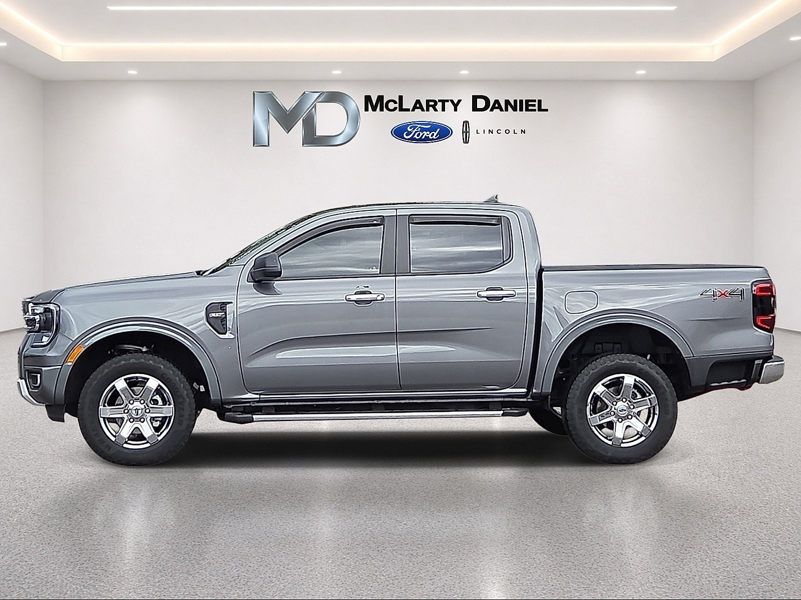 Certified 2024 Ford Ranger XLT w/ Equipment Group 301A High AWD/4WD image 3