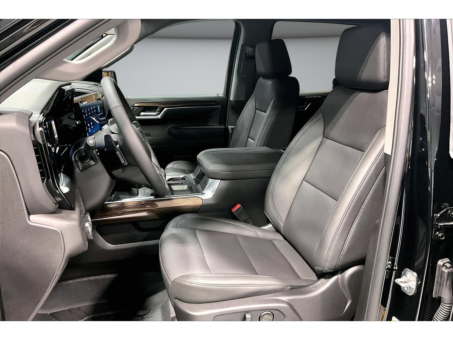 New 2026 Chevrolet Silverado 1500 RST w/ RST All Star Premium Package AWD/4WD image 10