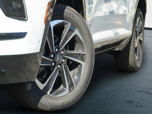 New 2026 Buick Enclave Sport Touring w/ Super Cruise Package image 3