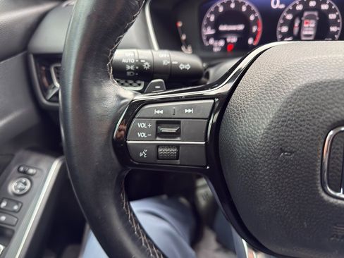 Used 2022 Honda Civic Touring image 21