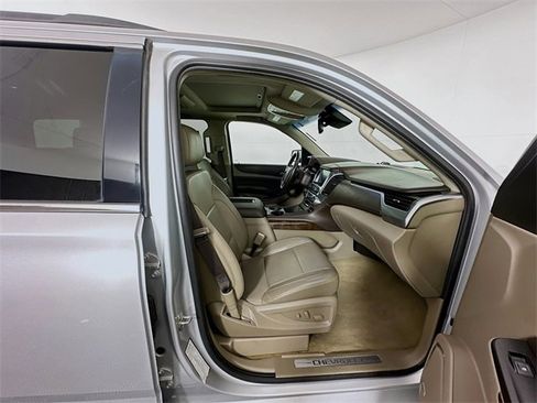 Used 2018 Chevrolet Tahoe LT image 32