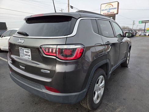 Used 2018 Jeep Compass Latitude w/ Popular Equipment Group image 5