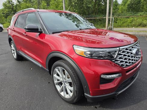 Used 2021 Ford Explorer Platinum w/ Equipment Group 601A AWD/4WD image 8
