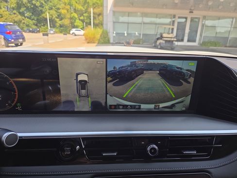 Used 2026 INFINITI QX80 Luxe w/ Cargo Package image 12