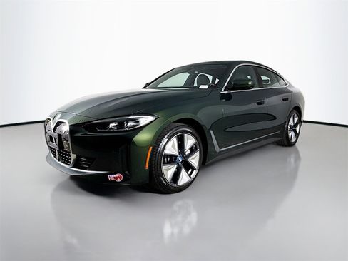 Certified 2024 BMW i4 eDrive35 w/ Premium Package image 3