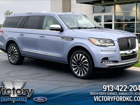 Used 2024 Lincoln Navigator L Black Label AWD/4WD image 1